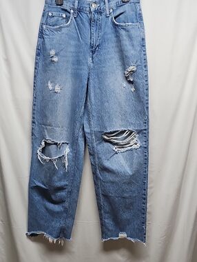 BDG Urban Dutfitters Light Blue High-Rise Distressed Jeans